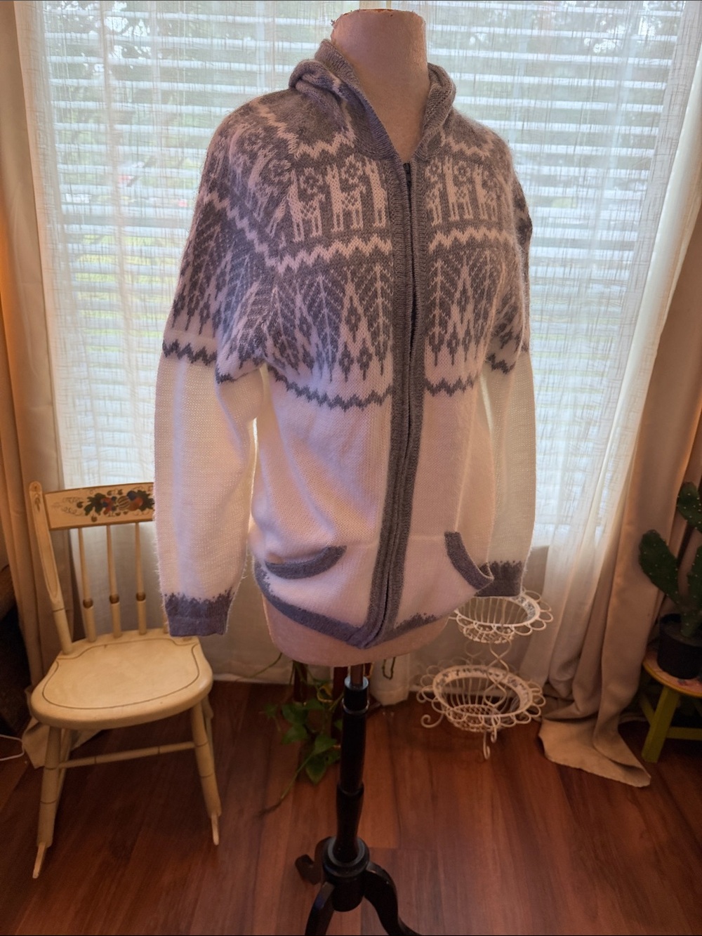 Cozy Hooded Fair Isle Sweater Cardigan - White & Gray
